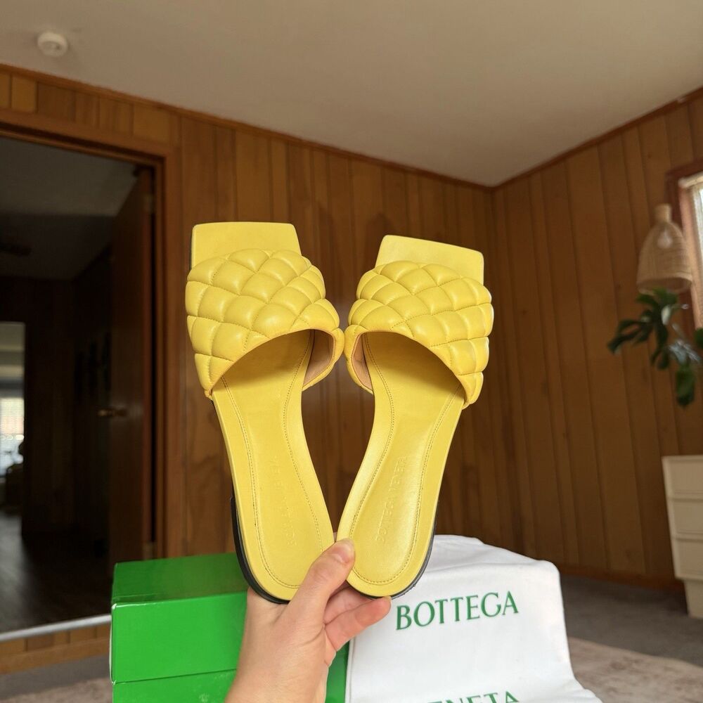 Bottega Veneta Padded Flat Slides Pear Yellow Quilted Leather Sandal EU 39 US 9 - Picture 8 of 16